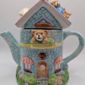 Teddy Bear Cottage Teapod
